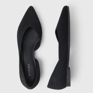 Vivaia Pointed Toe Striped Ballet Flats. Melia. Black. Size 40